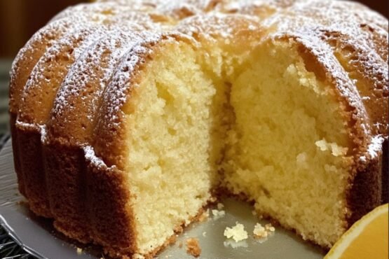 Italian Lemon Pound Cake prepared at home with simple ingredients and clear steps.
