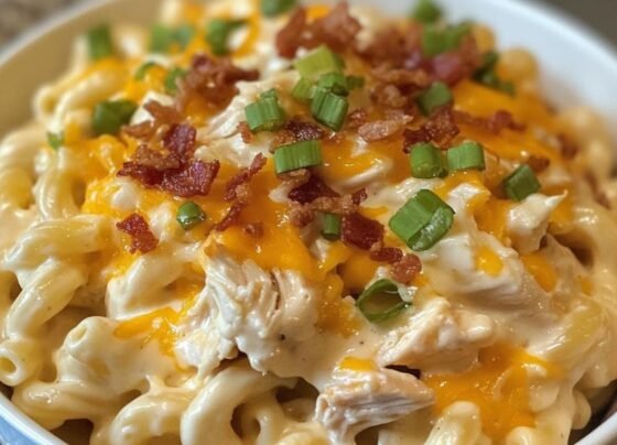 Crack Chicken Macaroni and Cheese - an explosion of flavor in every bite! prepared at home with simple ingredients and clear steps.