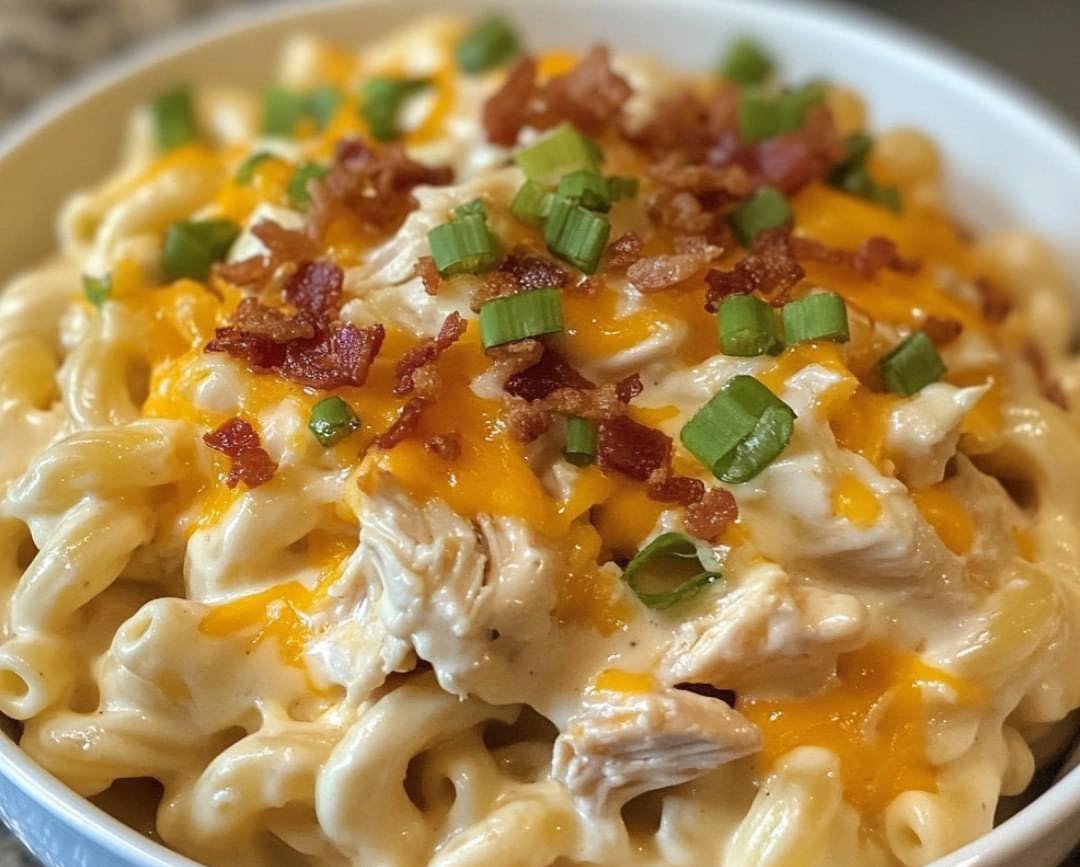 Crack Chicken Macaroni and Cheese – an explosion of flavor in every bite!