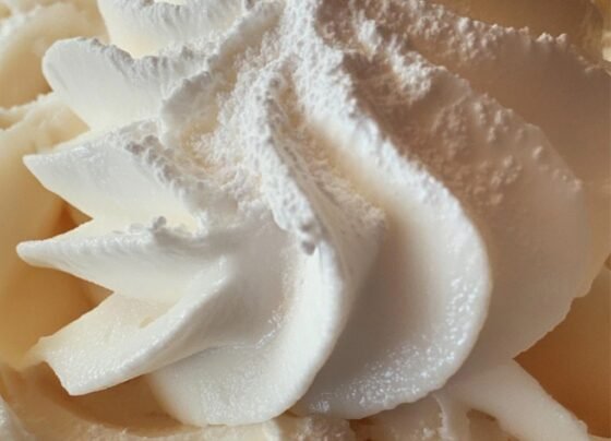 Pudding Cool Whip Frosting prepared at home with simple ingredients and clear steps.